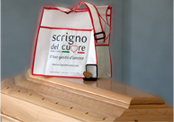 Borsa a tracollo per il Cerimoniale Scrigno del Cuore 1 Borsa a tracollo per il Cerimoniale Scrigno del Cuore 1